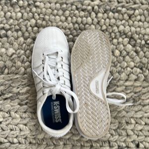 Kswiss size 7.5